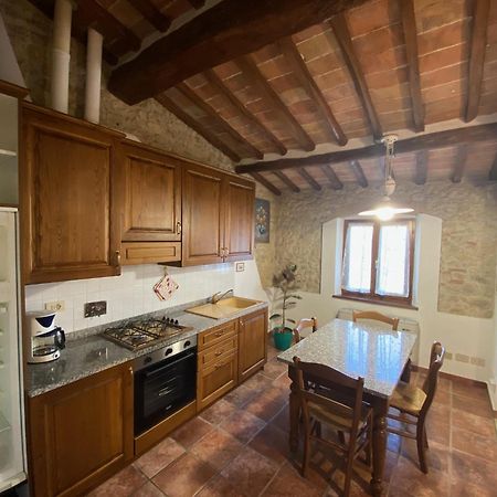 Casa Vacanze Etrusco سان جيمينيانو المظهر الخارجي الصورة