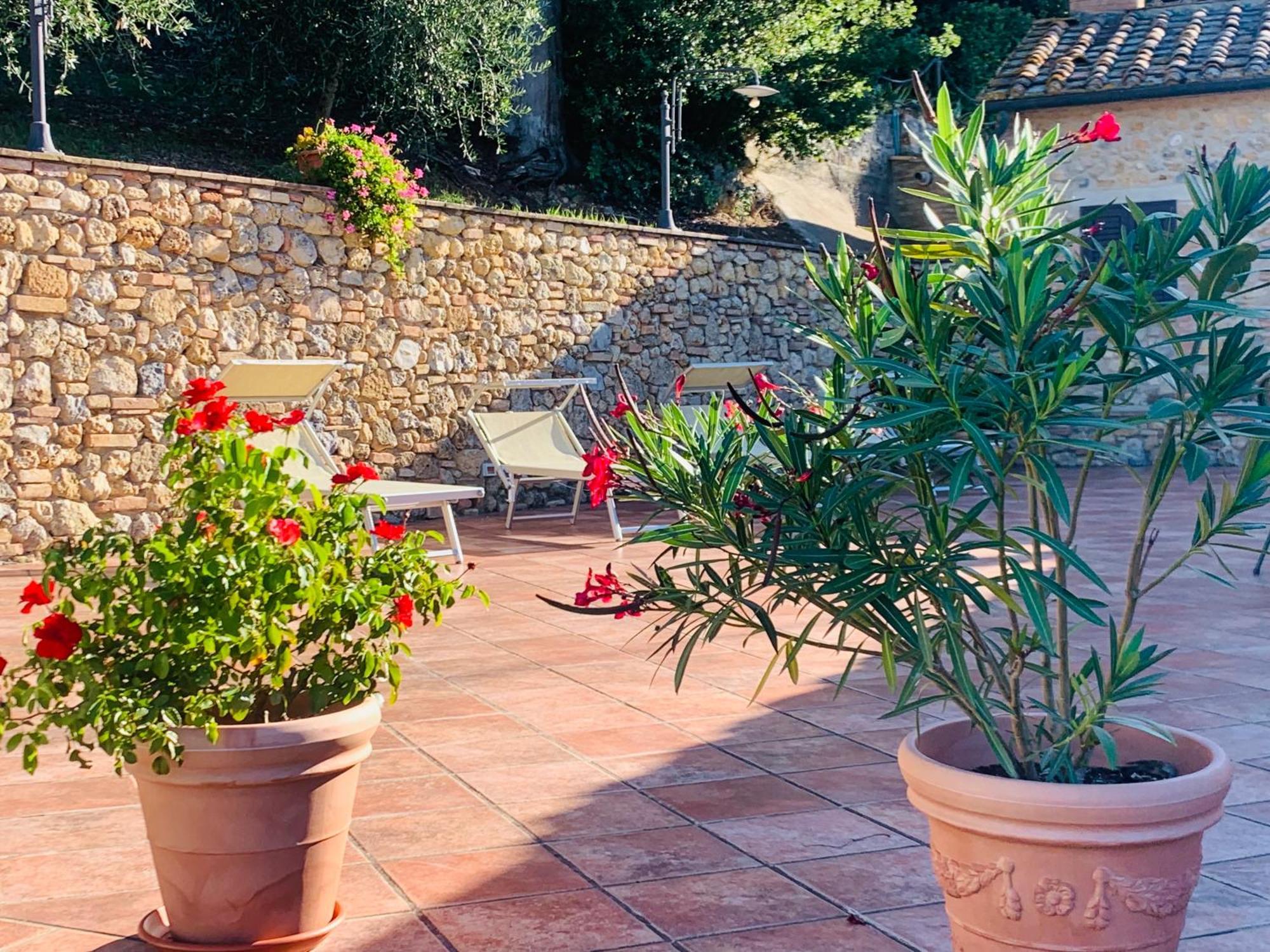 Casa Vacanze Etrusco سان جيمينيانو المظهر الخارجي الصورة